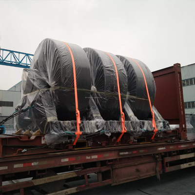 Μαύρο σταθερό λάστιχο κιγκλίδωμα 175kN - 1000kN για την προστασία βαρκών αποβαθρών