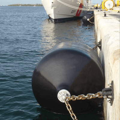 Κυλινδρικοί κλειστοί προφυλακτήρες βαρκών αφρού κυττάρων μη που χαρακτηρίζουν το πολυουρεθάνιο