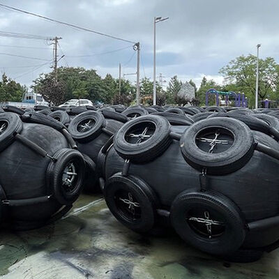 Yokohama Marine Rubber Fender με εξαιρετική απορρόφηση κραδασμών Ανθεκτικό στη διάβρωση και επαναχρησιμοποιήσιμο για προστασία πλοίων